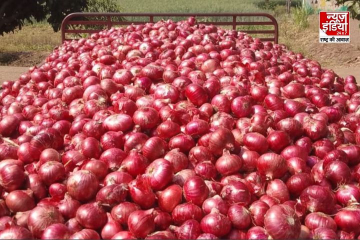 Onion Price Hike: प्याज फिर निकालेगी जनता के आंसू! बाजार में तेजी से बढ़ रही है प्याज की कीमतें, सामने आई ये वजह…