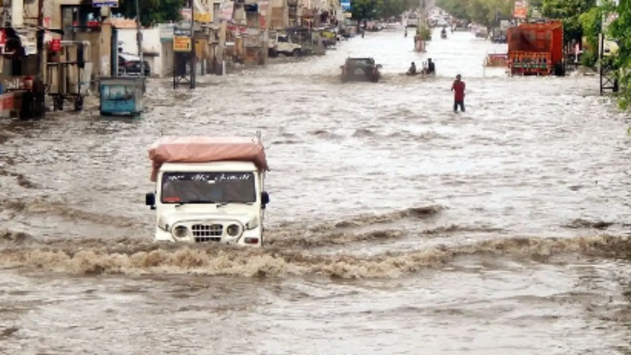 Heavy rain continues, Meteorological Department issued warning