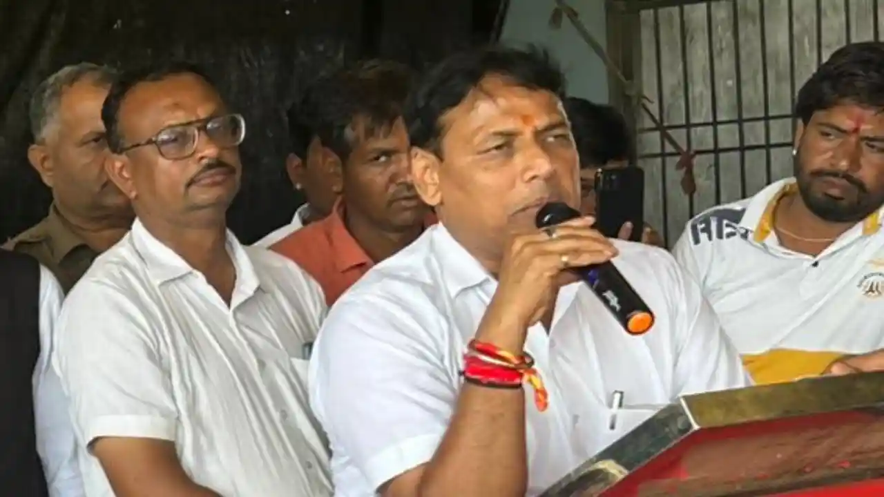 Cabinet Minister Pramod Jain Bhaya on Jalore tour, 90 claimants submitted applications